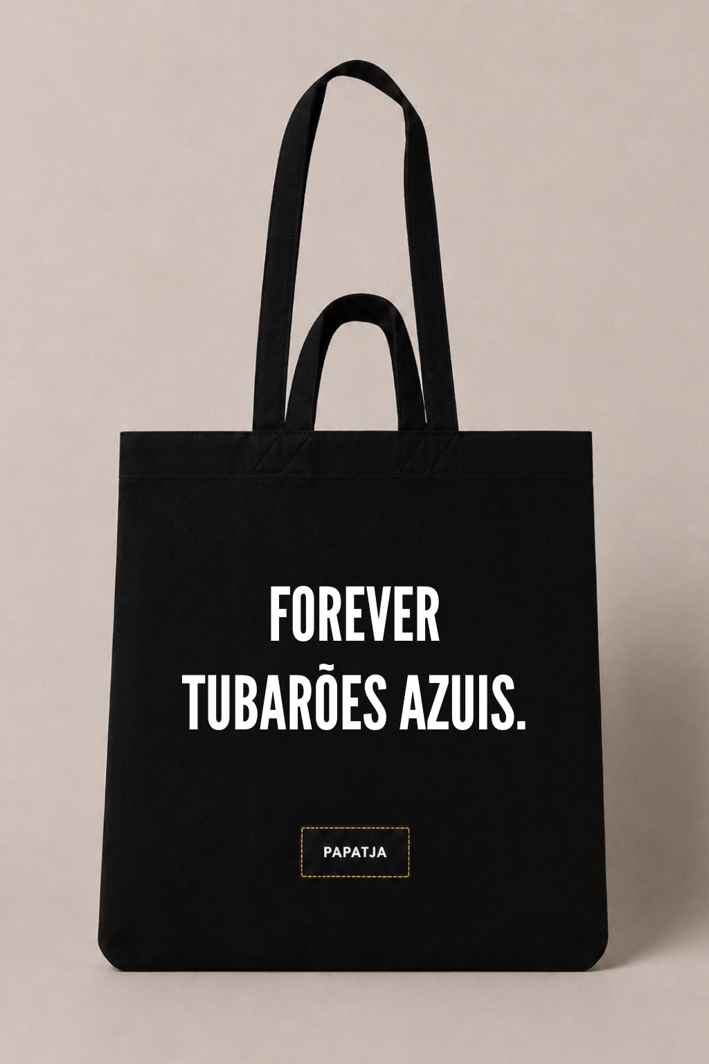 Zwarte katoenen PAPATJA tas met de tekst Forever Tubarões Azuis, voor Cabo Verde fans en supporters van de Blauwe Haaien.